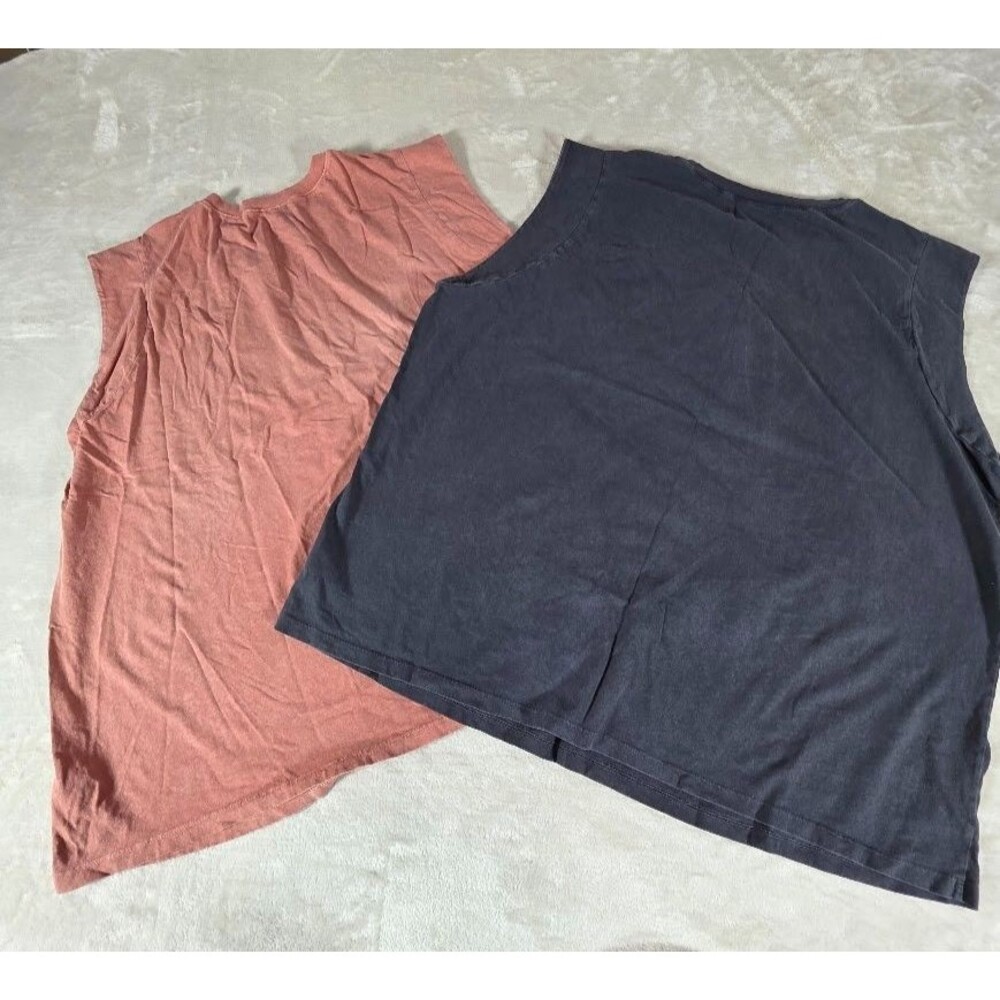 Torrid Classic Fit Size 3 Sleeveless Tank Tops T Shirts Charcoal Grey Dusty Rose - Picture 9 of 9